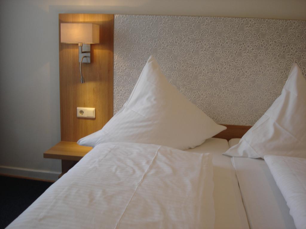 Rhein-Hotel Andernach Exteriör bild